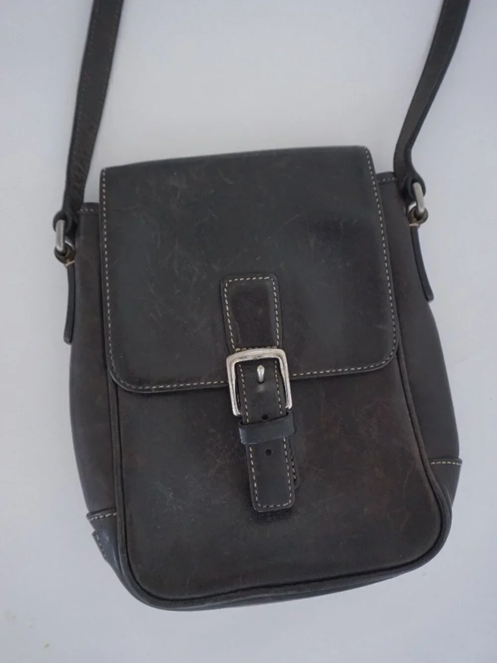 Vintage Coach 7775 Black Leather Buckle Flap Crossbody Structured Shoulder Bag - Picture 3 of 16